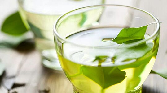 Green tea is an extremely healthy beverage that is consumed in the Japanese diet. 